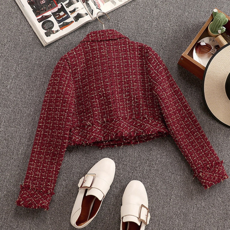 VINTAGE WOOLEN CHIC OUTFIT