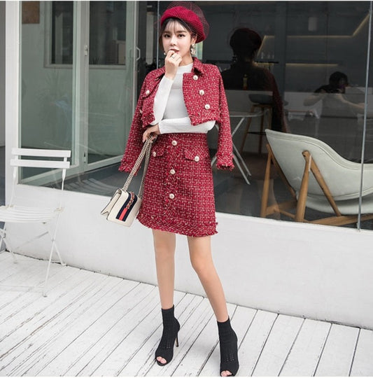 VINTAGE WOOLEN CHIC OUTFIT