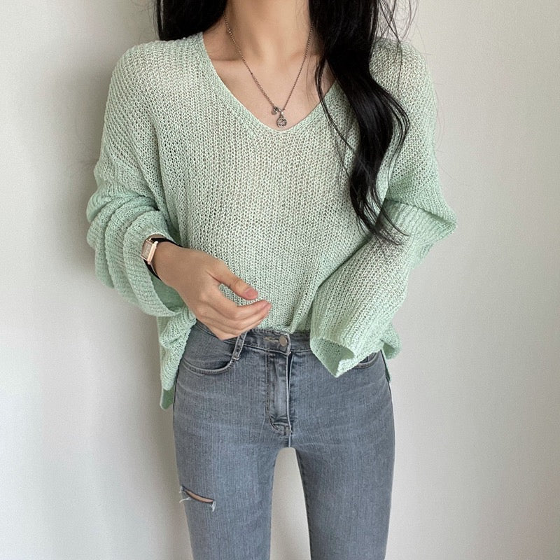 OVERSIZE V-NECK LOOSE SWEATER